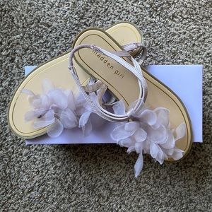 Madden Girl Size 8 sandals